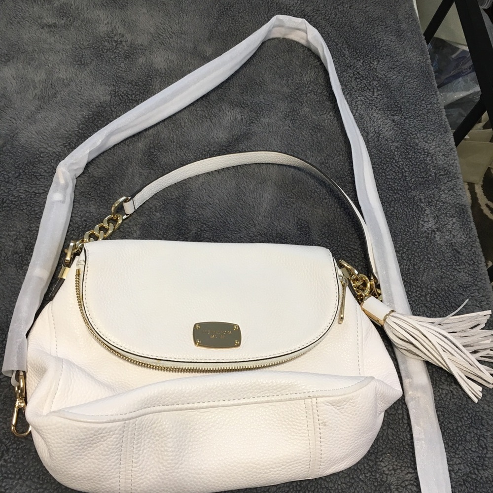 Brand New Bedford Convertable